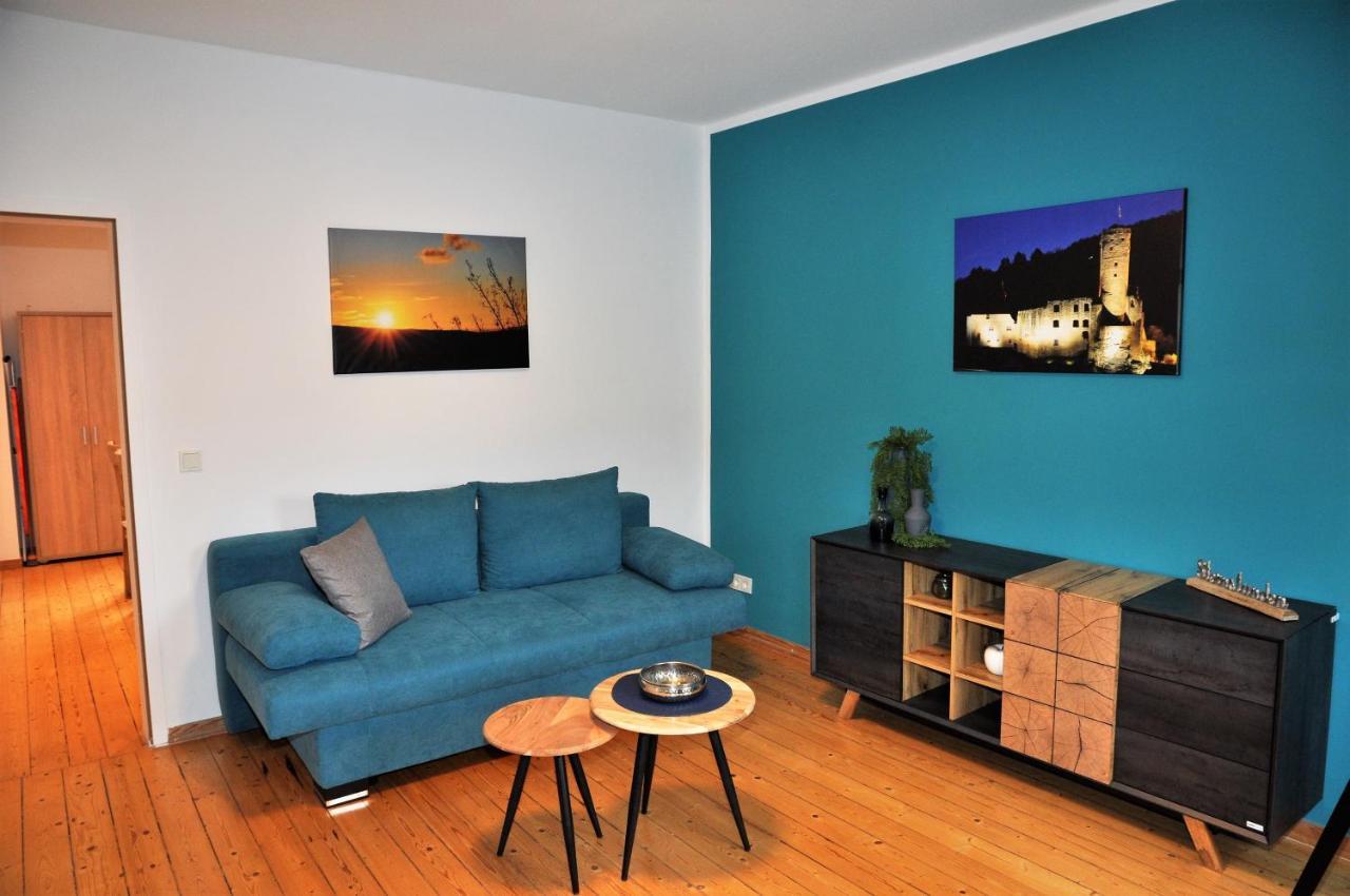 הופהיים אם טאונוס Apartmenthaus Am Zimmerplatz מראה חיצוני תמונה