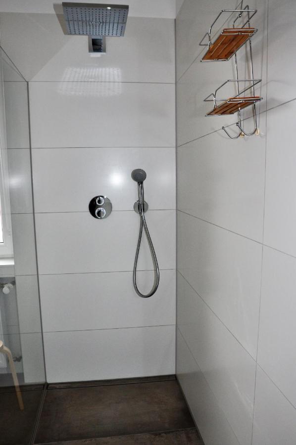 הופהיים אם טאונוס Apartmenthaus Am Zimmerplatz מראה חיצוני תמונה