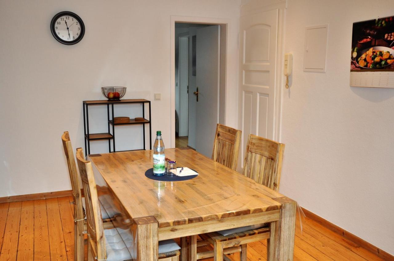 הופהיים אם טאונוס Apartmenthaus Am Zimmerplatz מראה חיצוני תמונה