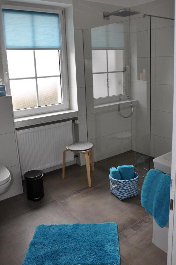הופהיים אם טאונוס Apartmenthaus Am Zimmerplatz מראה חיצוני תמונה