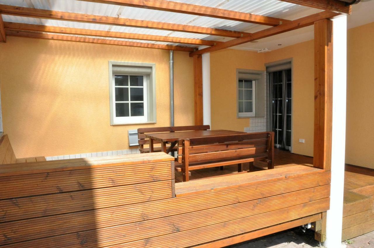 הופהיים אם טאונוס Apartmenthaus Am Zimmerplatz מראה חיצוני תמונה