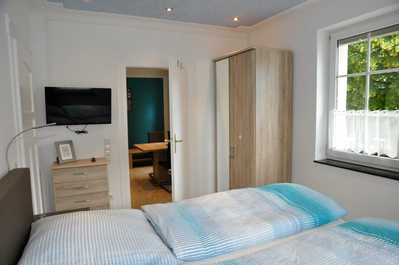הופהיים אם טאונוס Apartmenthaus Am Zimmerplatz מראה חיצוני תמונה