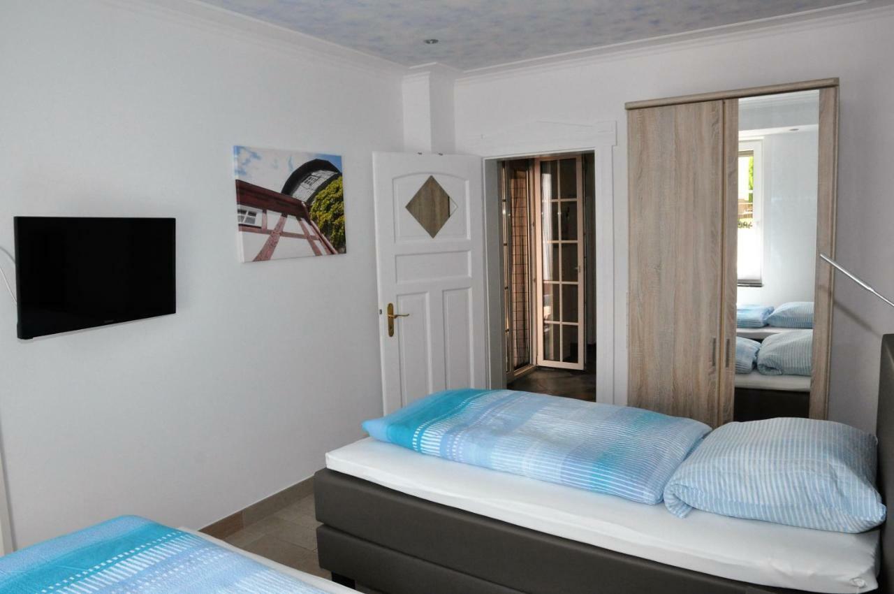 הופהיים אם טאונוס Apartmenthaus Am Zimmerplatz מראה חיצוני תמונה
