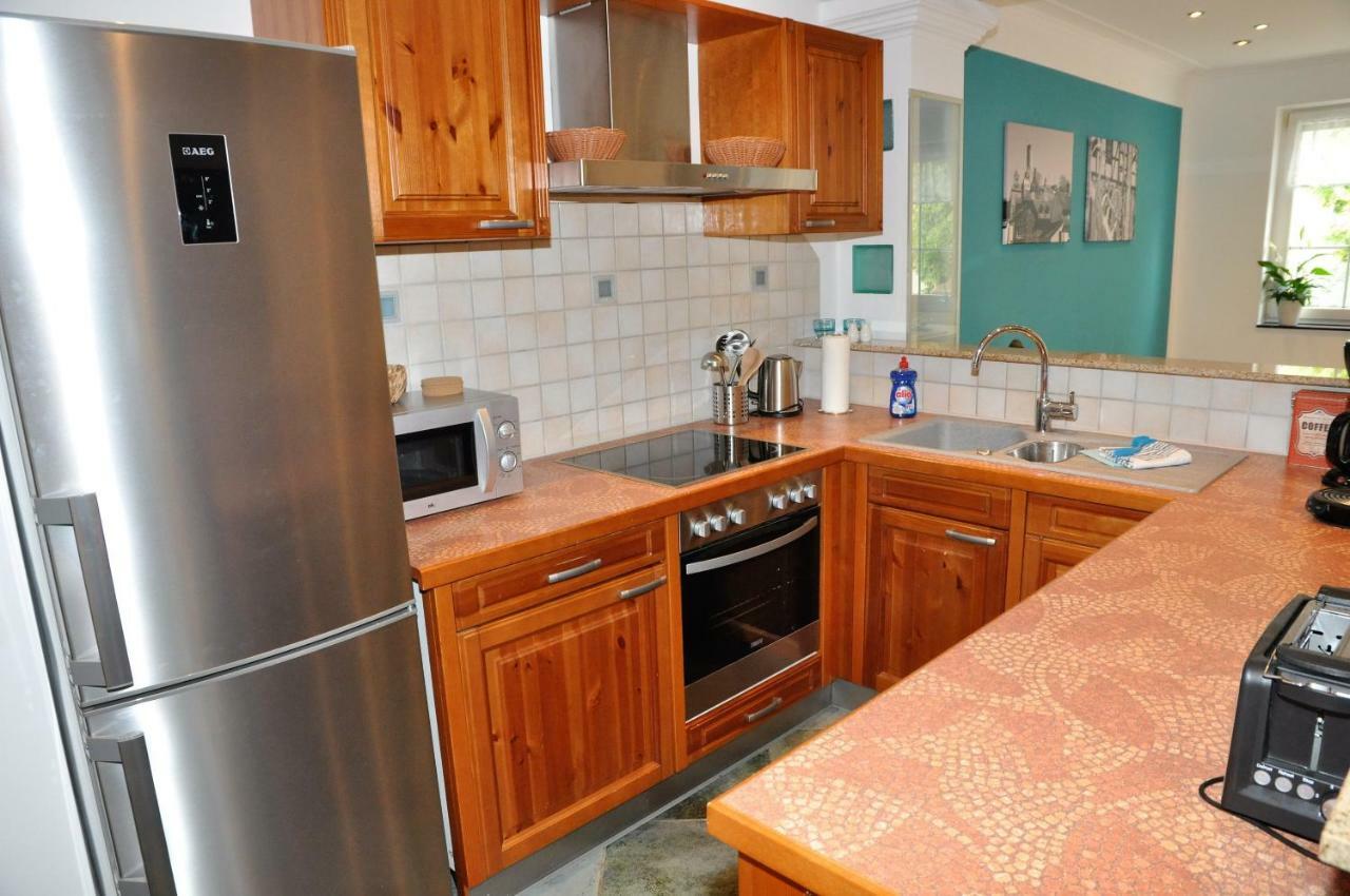 הופהיים אם טאונוס Apartmenthaus Am Zimmerplatz מראה חיצוני תמונה